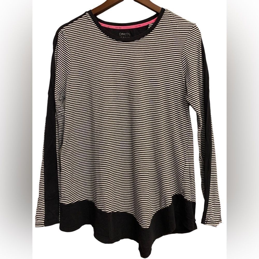 Calvin Klein Performance Stretch Navy White Striped Long Sleeved Tee M